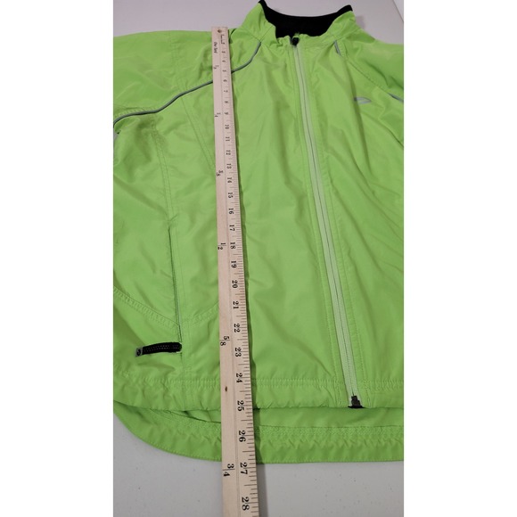 Brooks For Women Lightweight Running Jacket Vented Green Size L Rain Wind - Picture 11 of 13